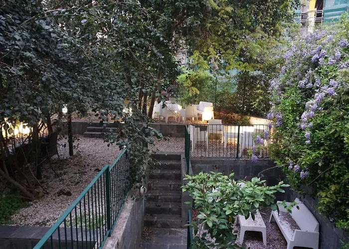 Tarshito Gallery House 4*