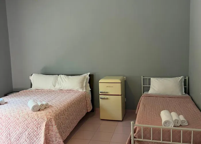 Tarshito Gallery House בית הארחה 4*