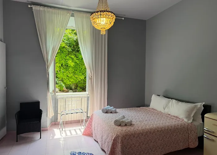 Tarshito Gallery House בית הארחה 4*