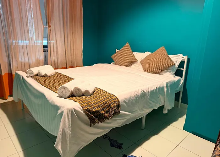 Tarshito Gallery House בית הארחה 4*