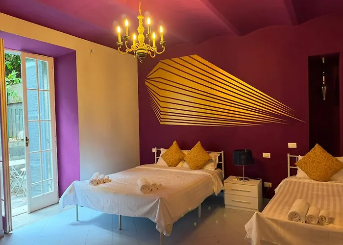 בית הארחה Tarshito Gallery House רומא
