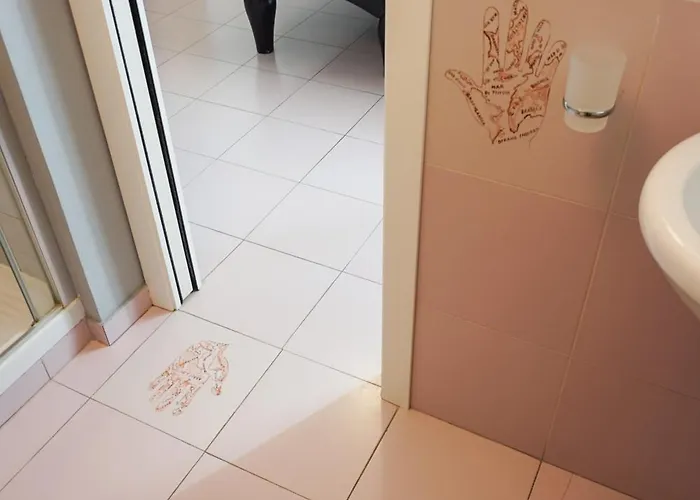 Tarshito Gallery House 4* רומא