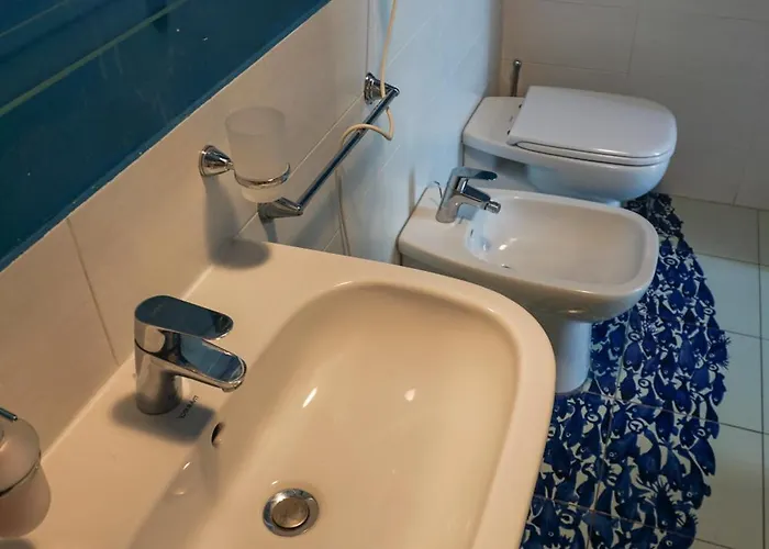 Tarshito Gallery House בית הארחה 4*