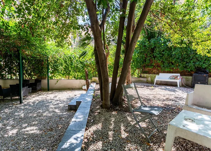 Tarshito Gallery House בית הארחה רומא